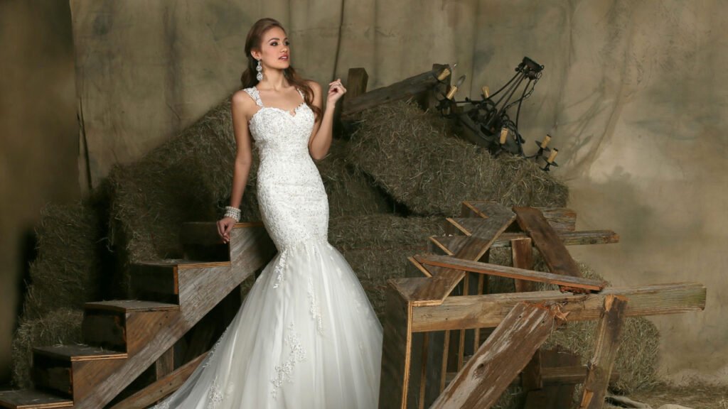 davinci-wedding-dresses-explained